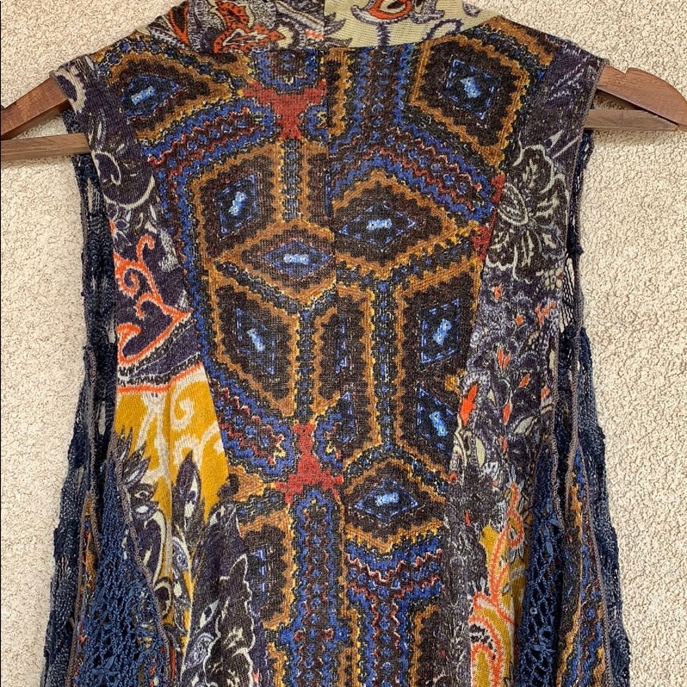 Shana Sleeveless Cardigan / Vest, S/M